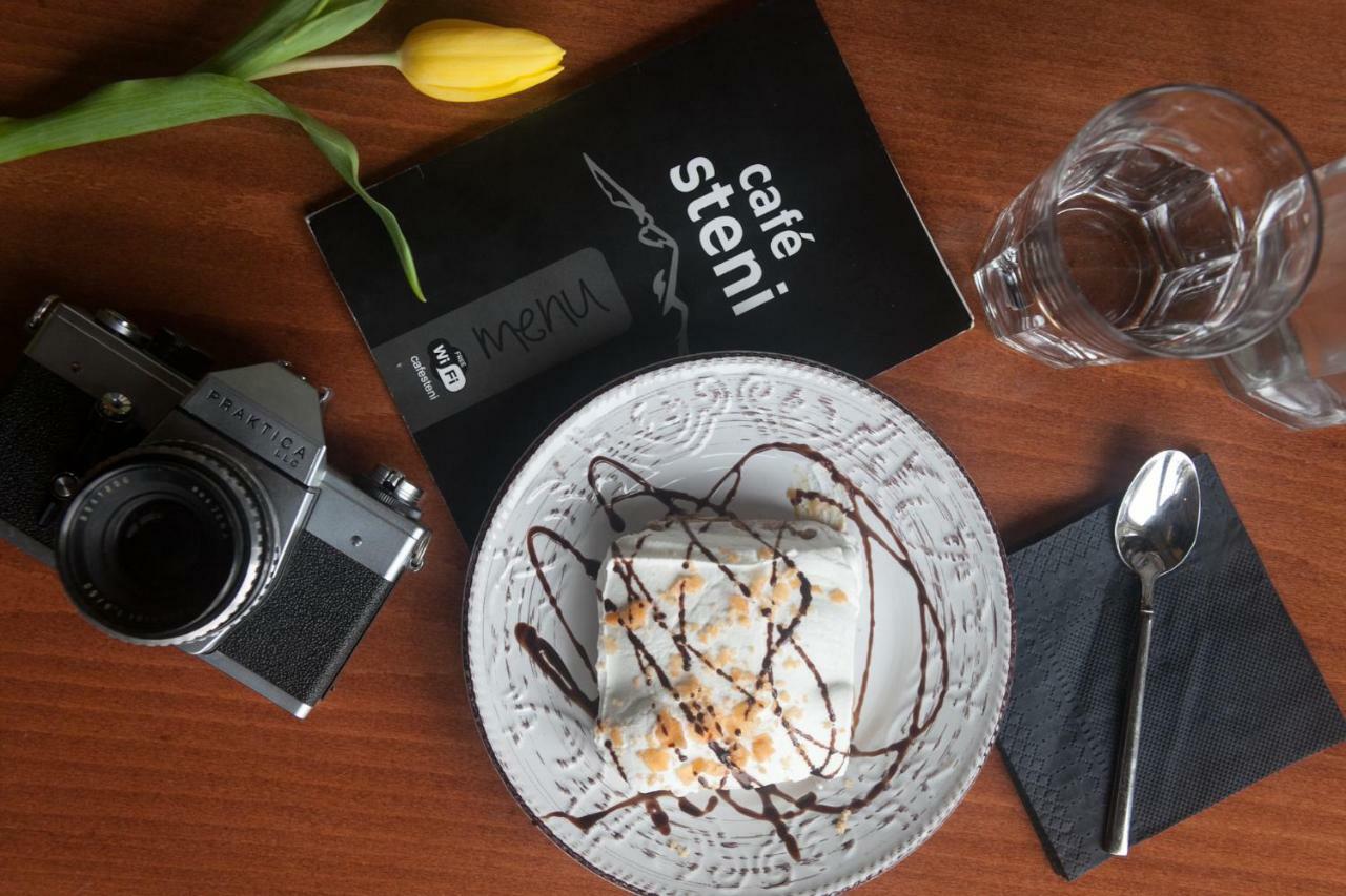 Hotel Steni Steni Dhirfios Luaran gambar